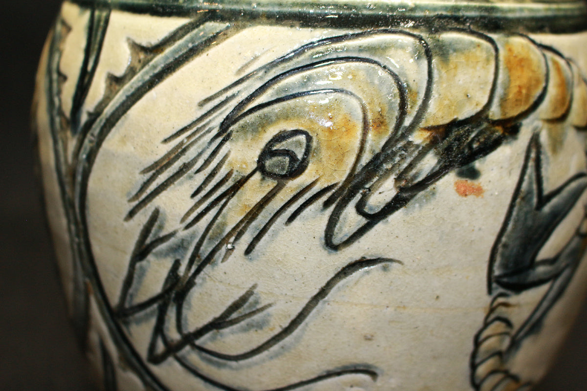 26090	人間国宝　金城次郎　魚文花瓶　　Kinjo　Jiro