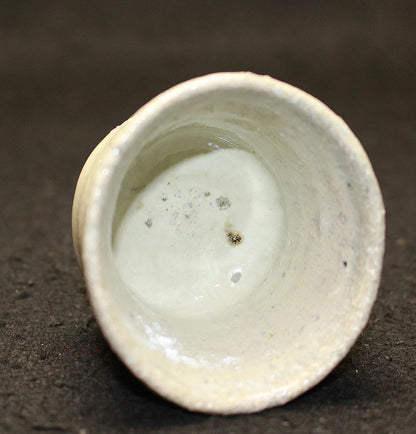 26099	中川自然坊	斑唐津ぐい呑    NAKAGAWA Jinenbo