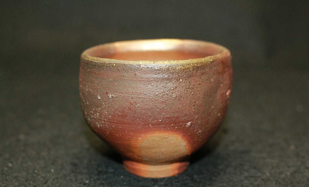 26111　人間国宝　藤原啓	備前酒杯①　　FUJIWARA　Kei