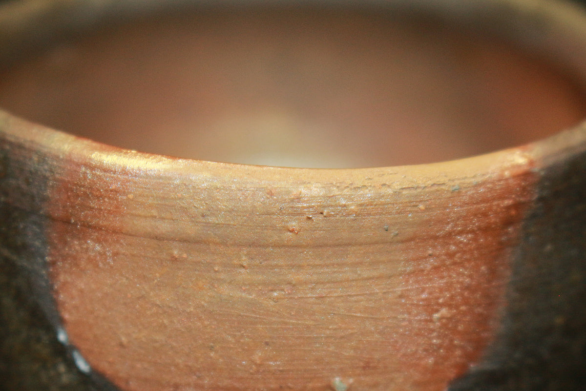 26111　人間国宝　藤原啓	備前酒杯①　　FUJIWARA　Kei