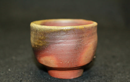 26112　人間国宝　藤原啓	備前酒杯②　　FUJIWARA　Kei