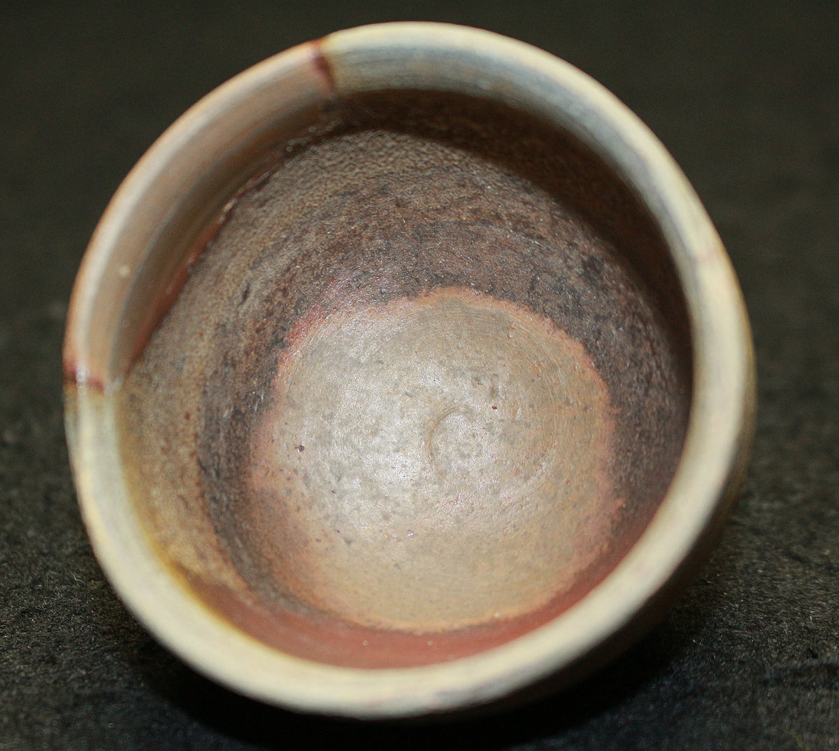 26113	人間国宝　藤原雄	　備前酒杯　FUJIWARA Yu