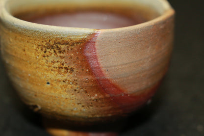 26113	人間国宝　藤原雄	　備前酒杯　FUJIWARA Yu