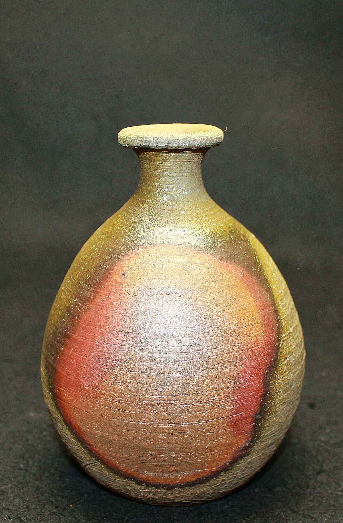 26117 Living National Treasure Fujiwara Kei Bizen Sake Bottle FUJIWARA Kei 