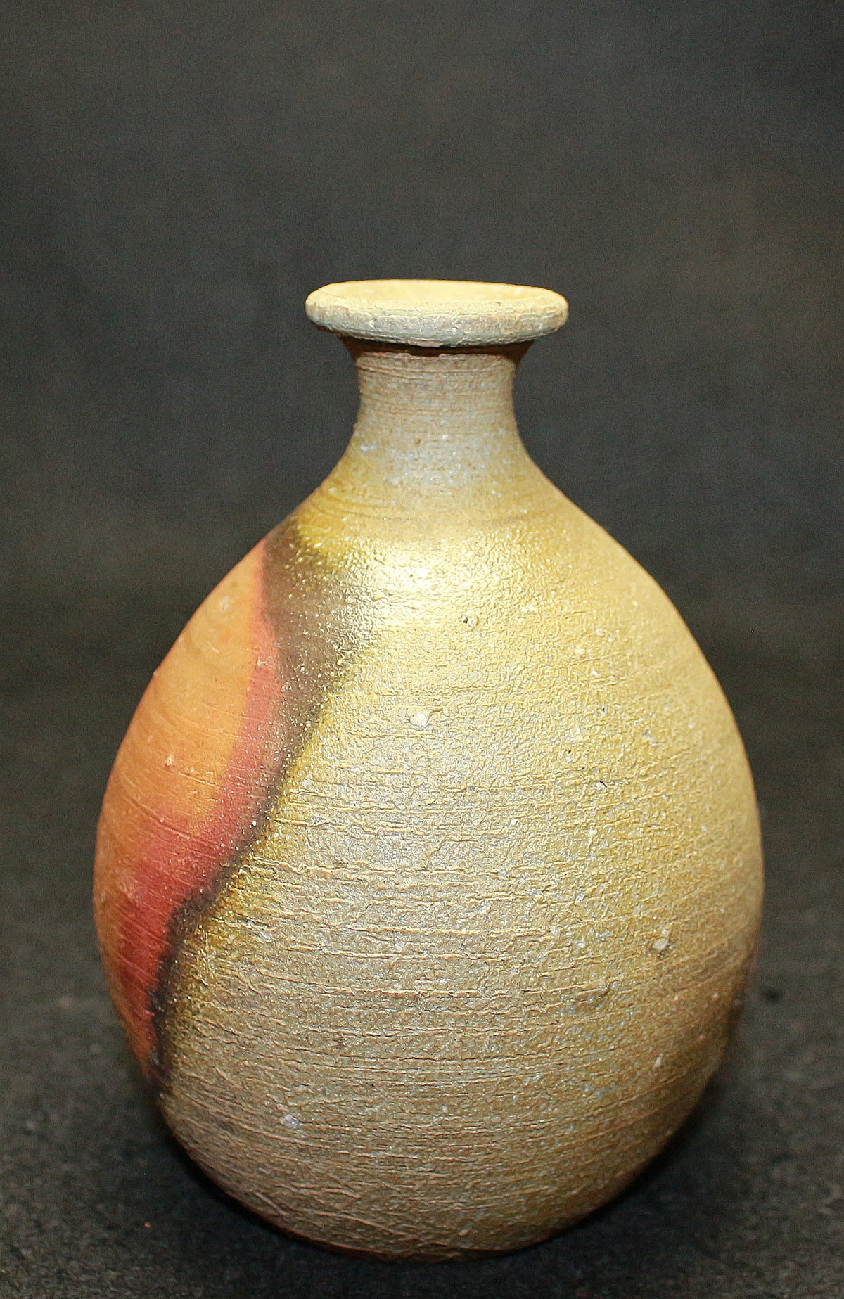 26117 Living National Treasure Fujiwara Kei Bizen Sake Bottle FUJIWARA Kei 