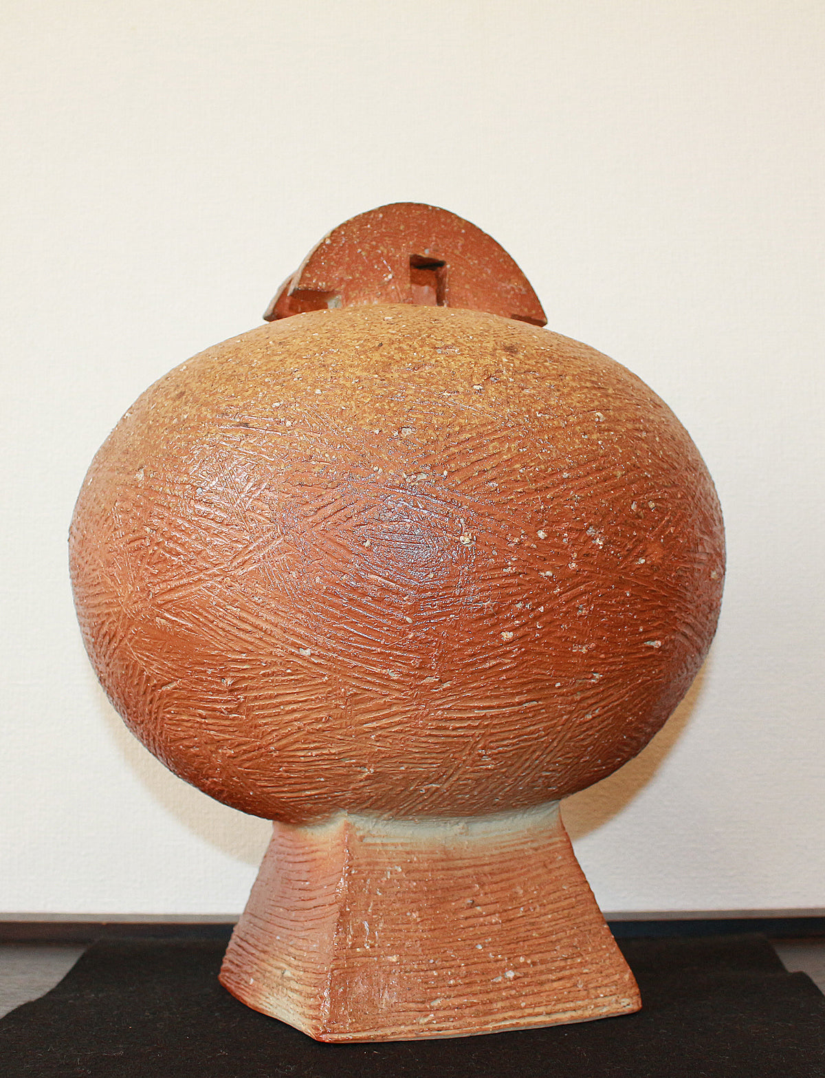 26108     渡辺聡	備前壷