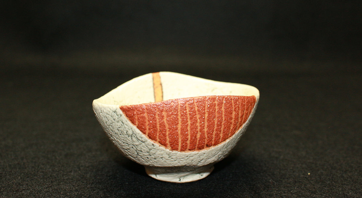 26093	市野雅彦	    盃（白）②  　 Ichino　Masahiko