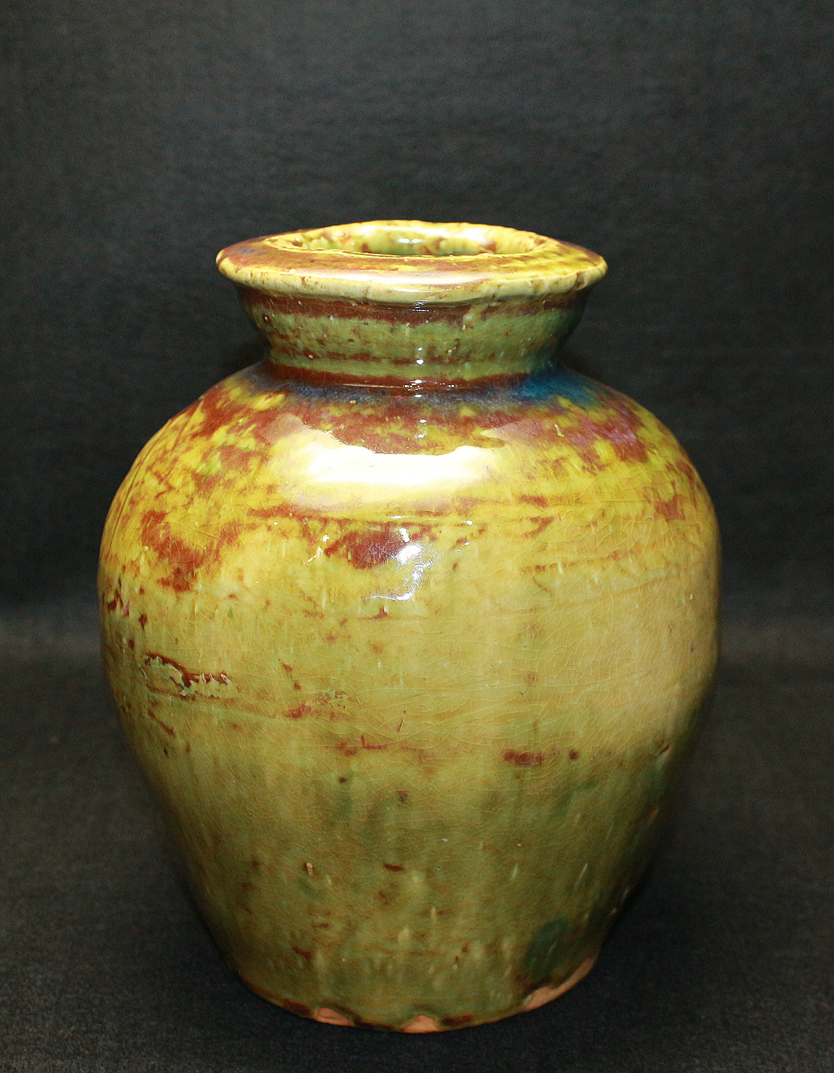 26122	北大路魯山人	 於里扁草絵花入（友斎箱・個展出品作） 　KITAOJI Rosanjin