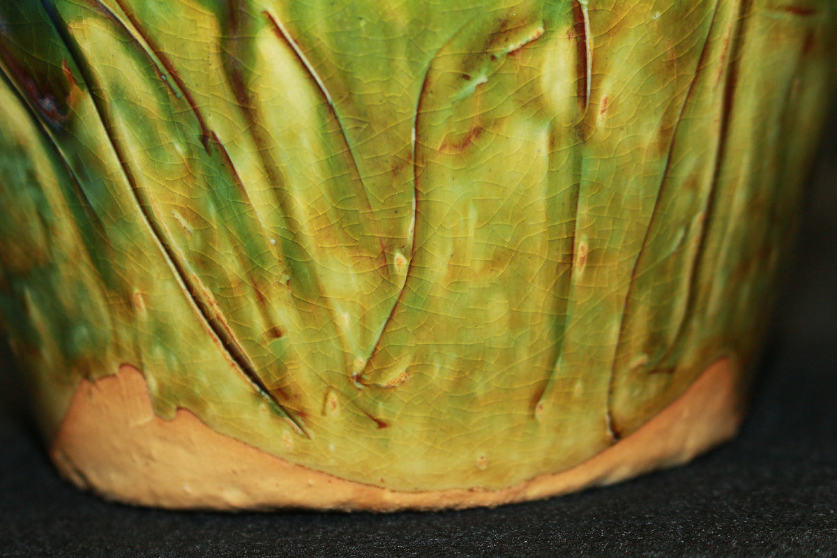 26122	北大路魯山人	 於里扁草絵花入（友斎箱・個展出品作） 　KITAOJI Rosanjin