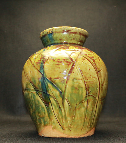 26122	北大路魯山人	 於里扁草絵花入（友斎箱・個展出品作） 　KITAOJI Rosanjin